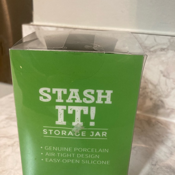 Storage Jar - Picture 5 of 8